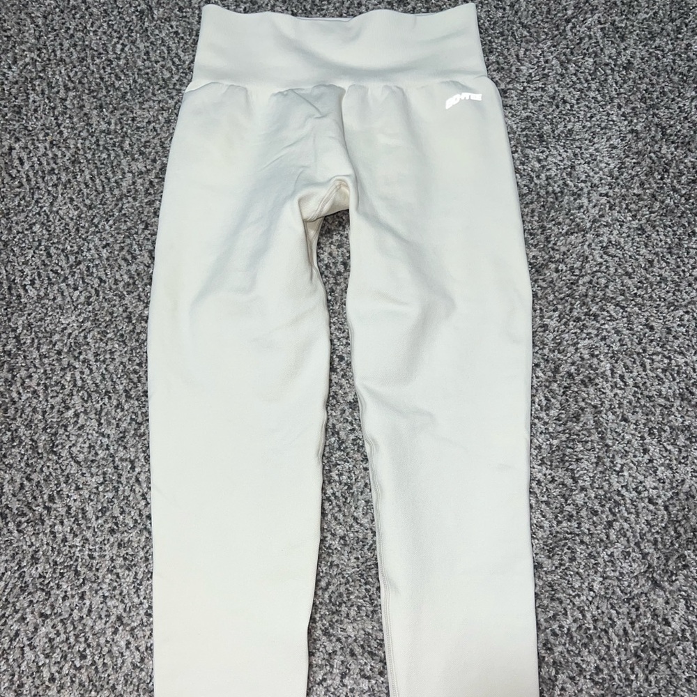 Bo+Tee leggings